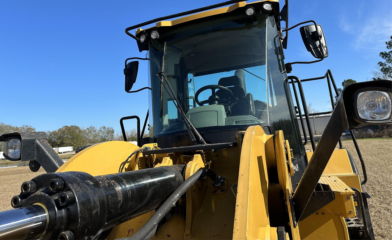 Caterpillar Backhoe Loader | Cabbed Backhoe Rental