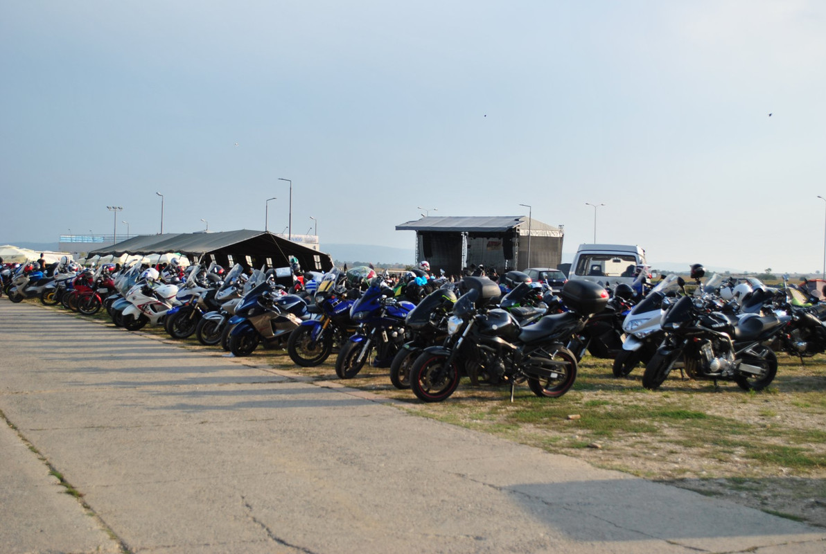 41180516_1976934682367454_3673290266170621952_o