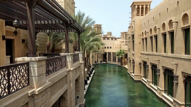 CONOCIENDO DUBAI: PLAYA, RELAX, SOUK MADINAT JUMEIRA Y DATOS PRÁCTICOS - Expo 2020 de Dubai, un viaje de diez (10)