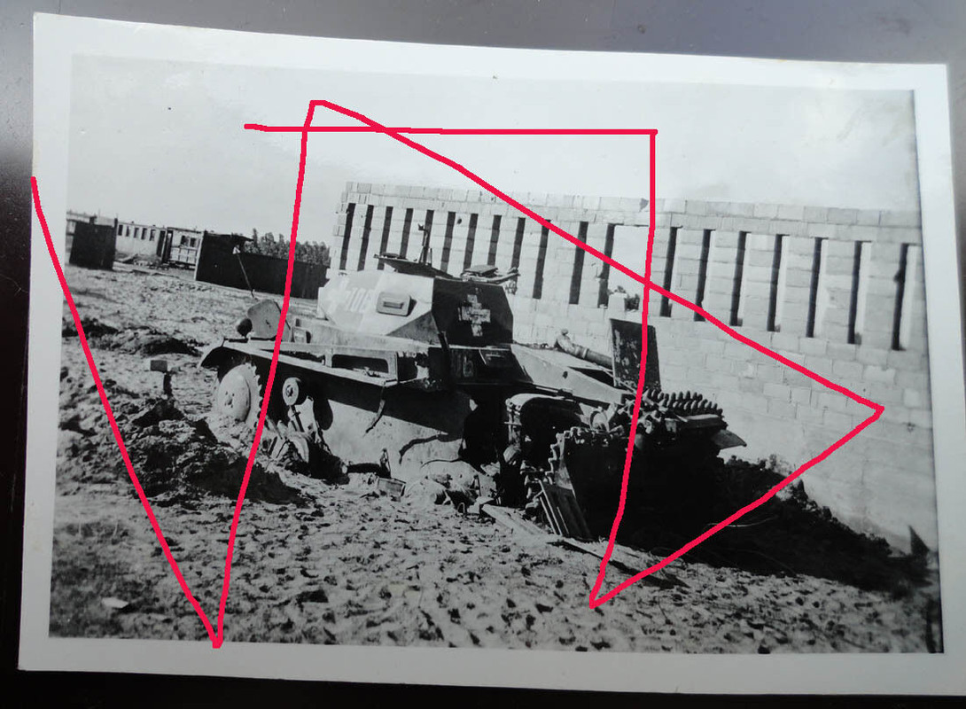 original Foto Panzer II Polen abgeschossen I 06 Stabsfahrzeug (2)