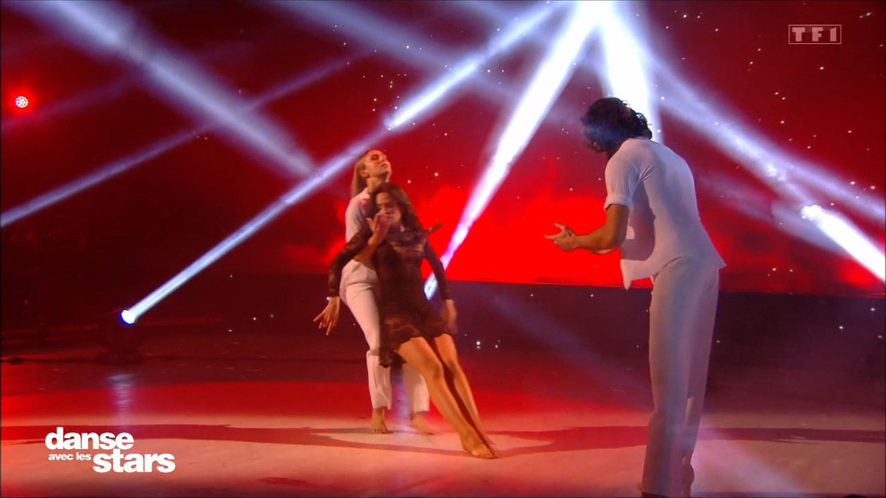 2021-10-29_21_05_TF1_Danse-avec-les-stars.mp4_snapshot_00.25.03.785