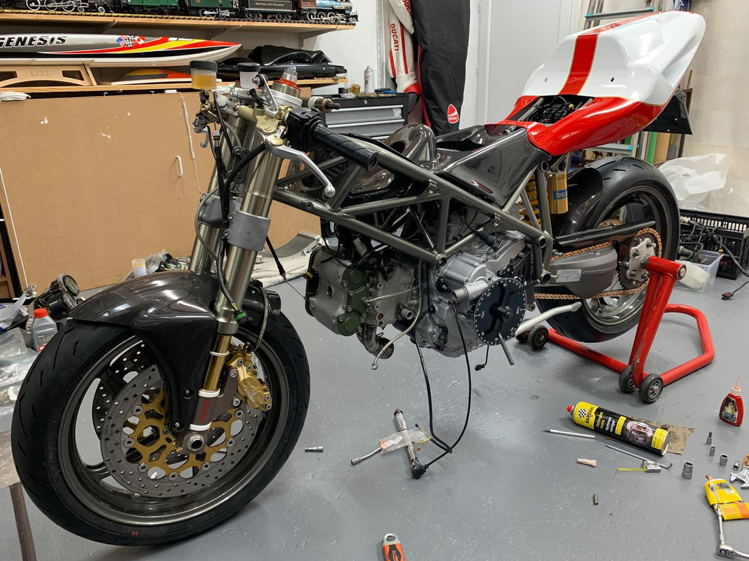 57989373487__36B9F467-EEA1-44DB-A35C-816000CD7451