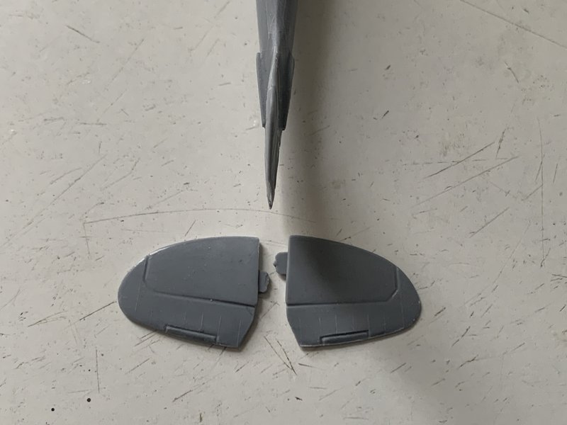 510683-C8-1-F12-48-B0-83-BC-08-A05-F84-B