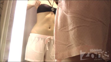 [Image: Voyeur51785094141.jpg]