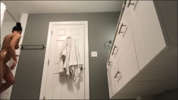 [Image: Voyeur36205143618.jpg]