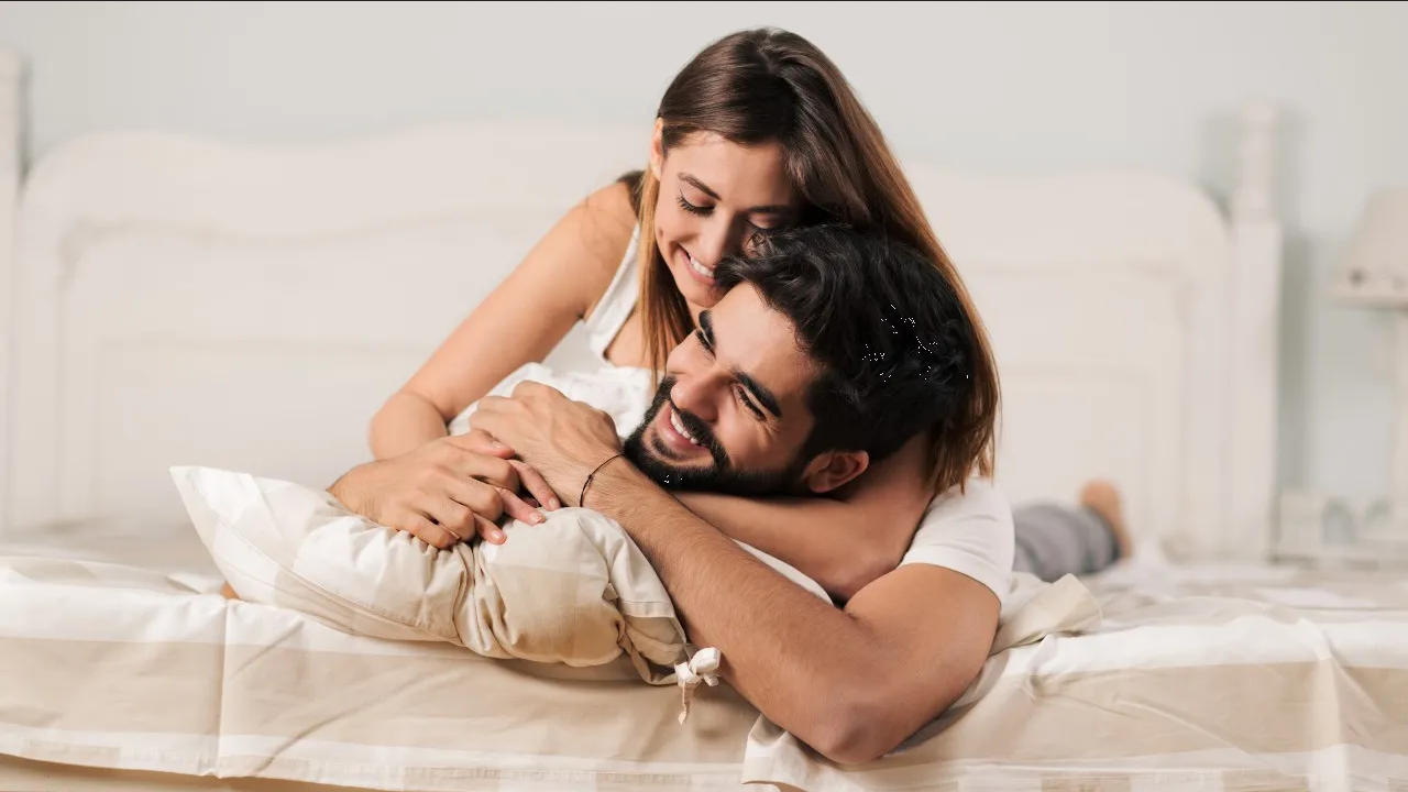 Relaciones sexuales: Siente más placer con estas posiciones en la cama