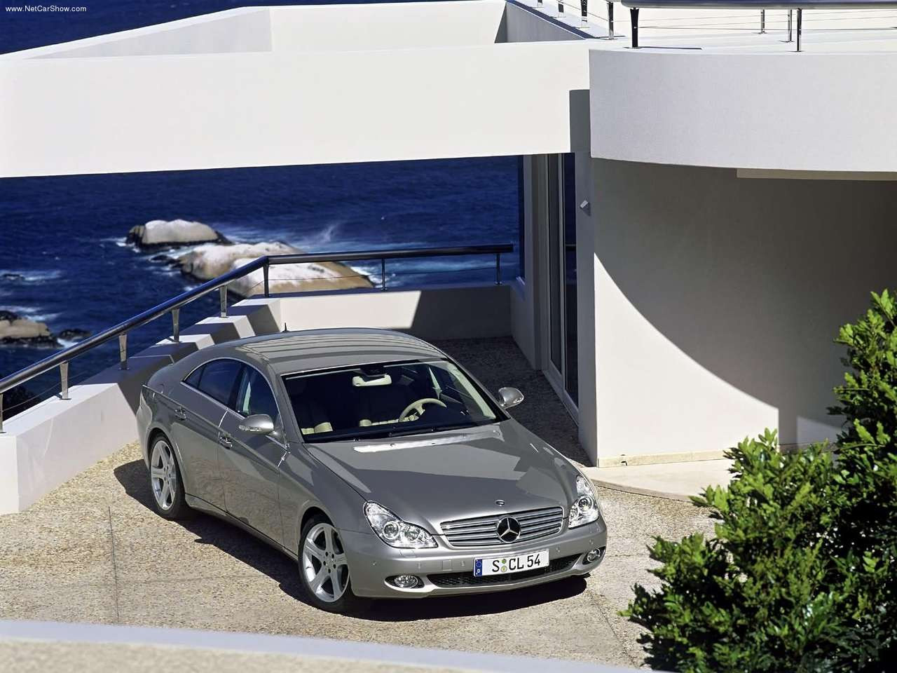 Mercedes Benz CLS500 2005 1280 165341d277256c494340dc34804efaa885