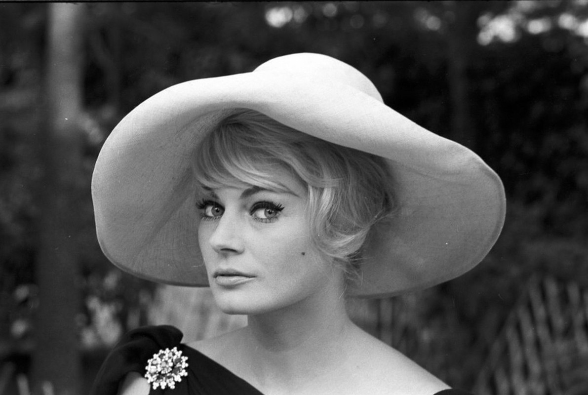 anita_ekberg_md15