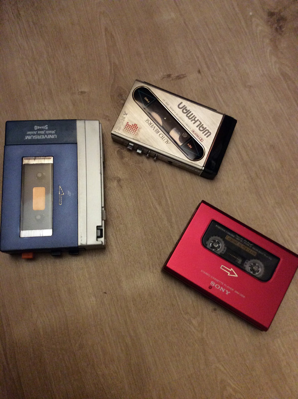 99DE26A3-015F-495F-B93A-C27676B1511C