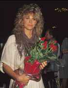 lindsay-wagner-d74