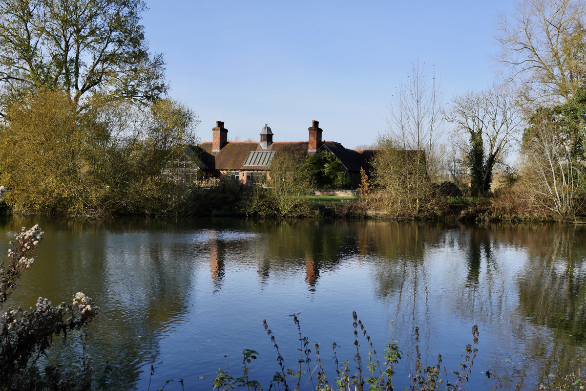 914A296E-7380-4D90-81B3-F4D031CBB5AC