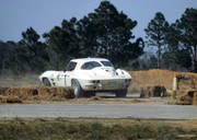 1963 International Championship for Makes 63seb07-Vette-J-Grant-D-Campbell-1