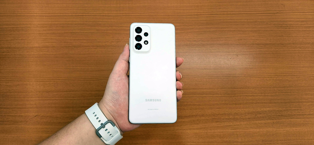 Samsung Galaxy A23 5G Unboxing, Hands On & First Impressions