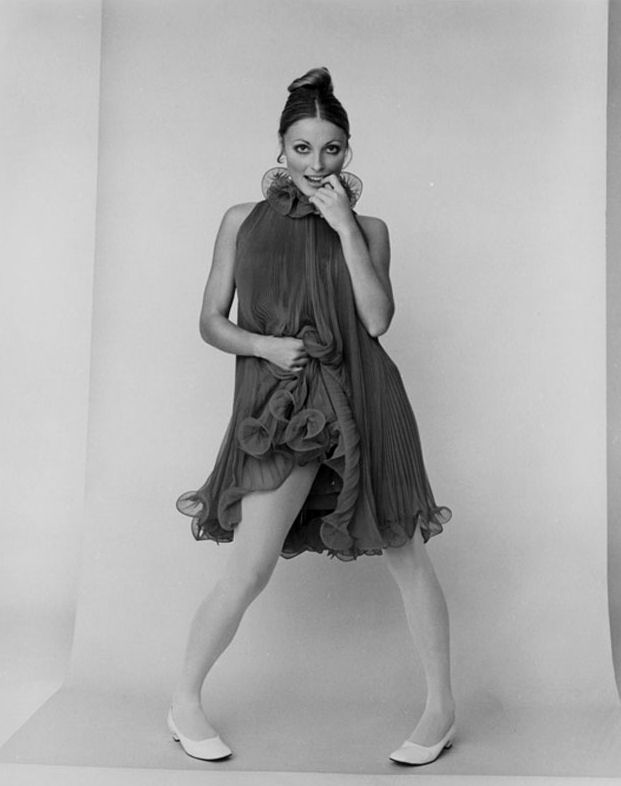 sharon_tate_mc08