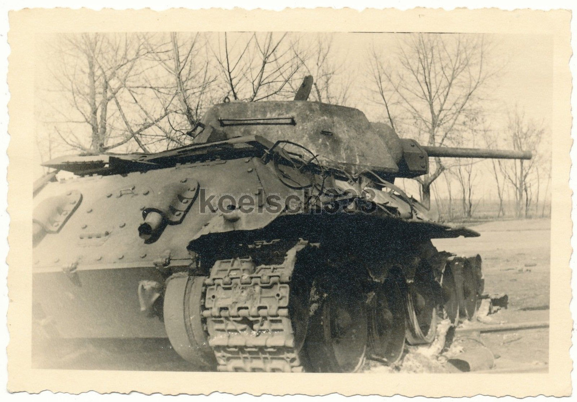 T-34 Panzer Beute Tank Wrack Kämpfe Nebelwerfer 