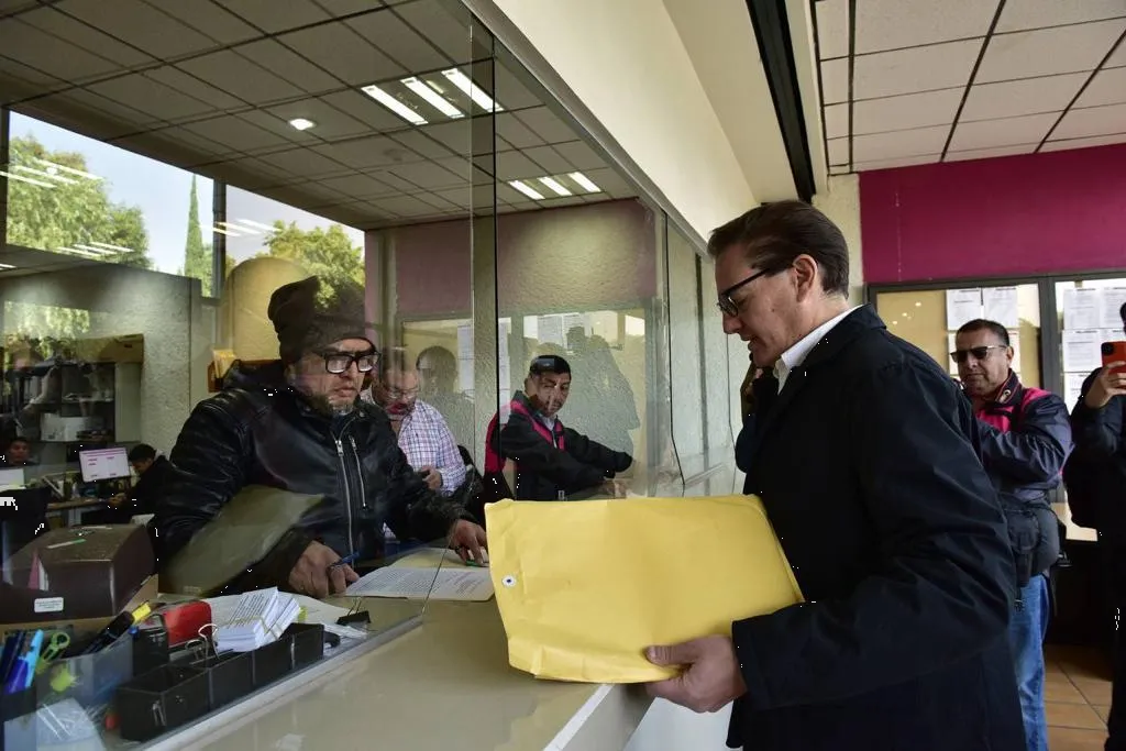 Brugada y Taboada rebasaron límite de gastos en precampaña: Chertorivski