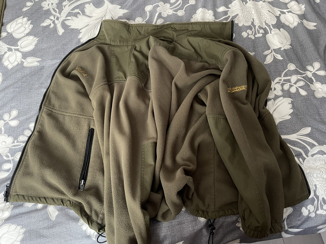 50B8C66A-7EEF-436D-984F-71C6C9428CE1