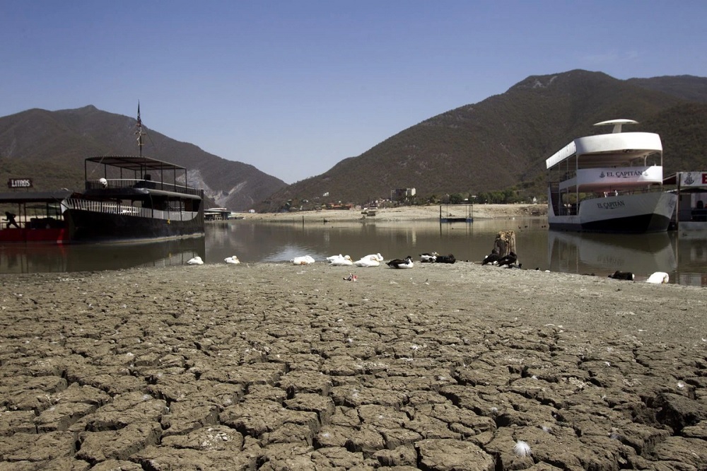 Samuel García lleva agua de Veracruz a Nuevo León
