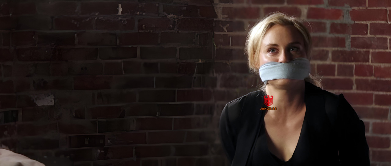 Taylor Schilling 9 - Take Me 2017