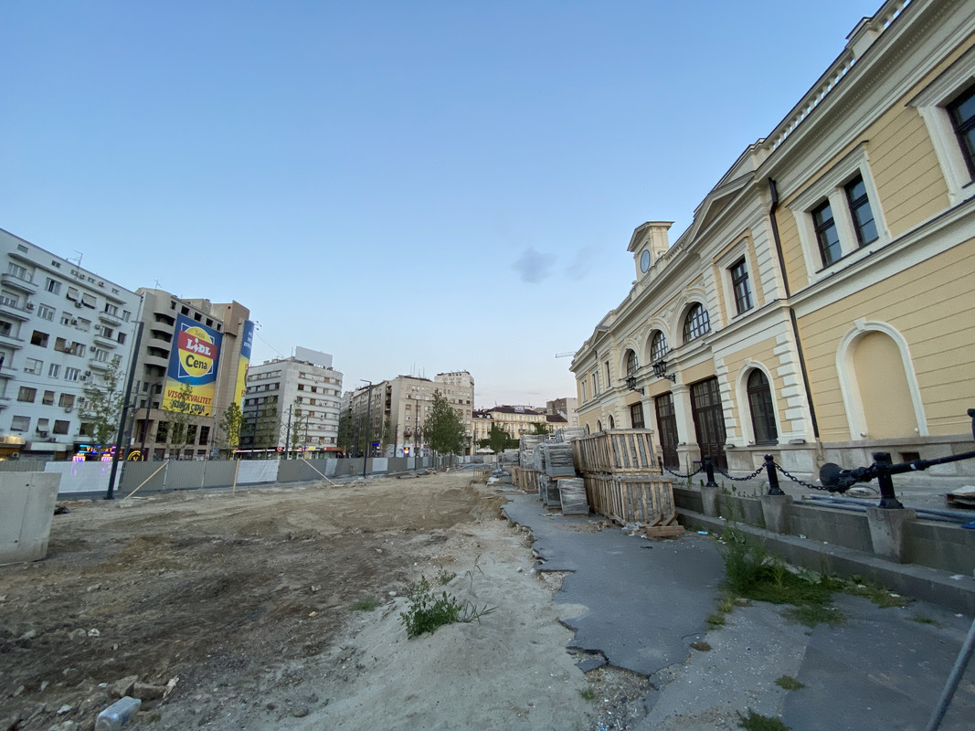 2035297C-1FB8-4B6D-9E8B-91B9CC4F32EA