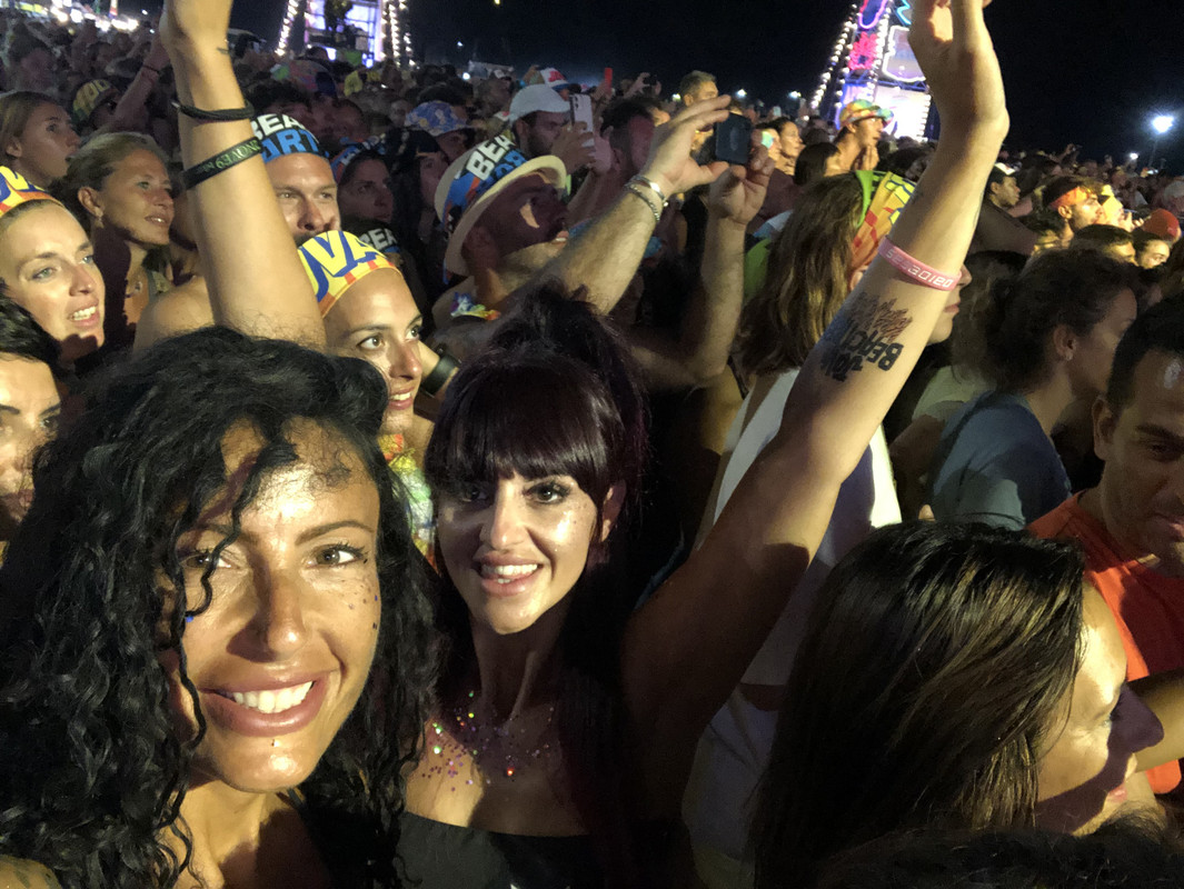 4BF36B77-EA9F-4F63-BA5E-251E300070B2