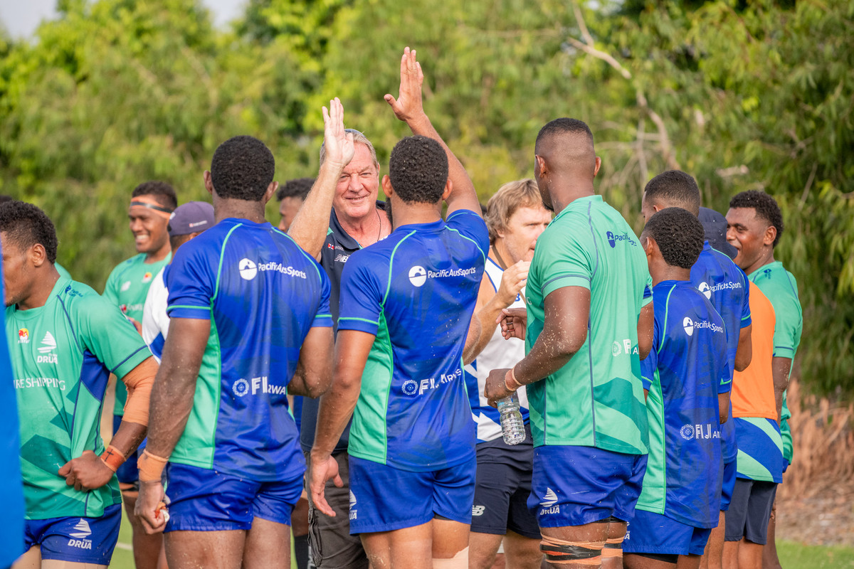 El tiempo corre para que Mick Byrne sea anunciado como entrenador de Flying Fijians