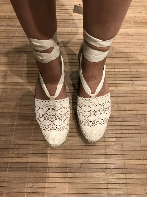 0F2034F8-1F43-4184-9DFE-0B94487DEFE9