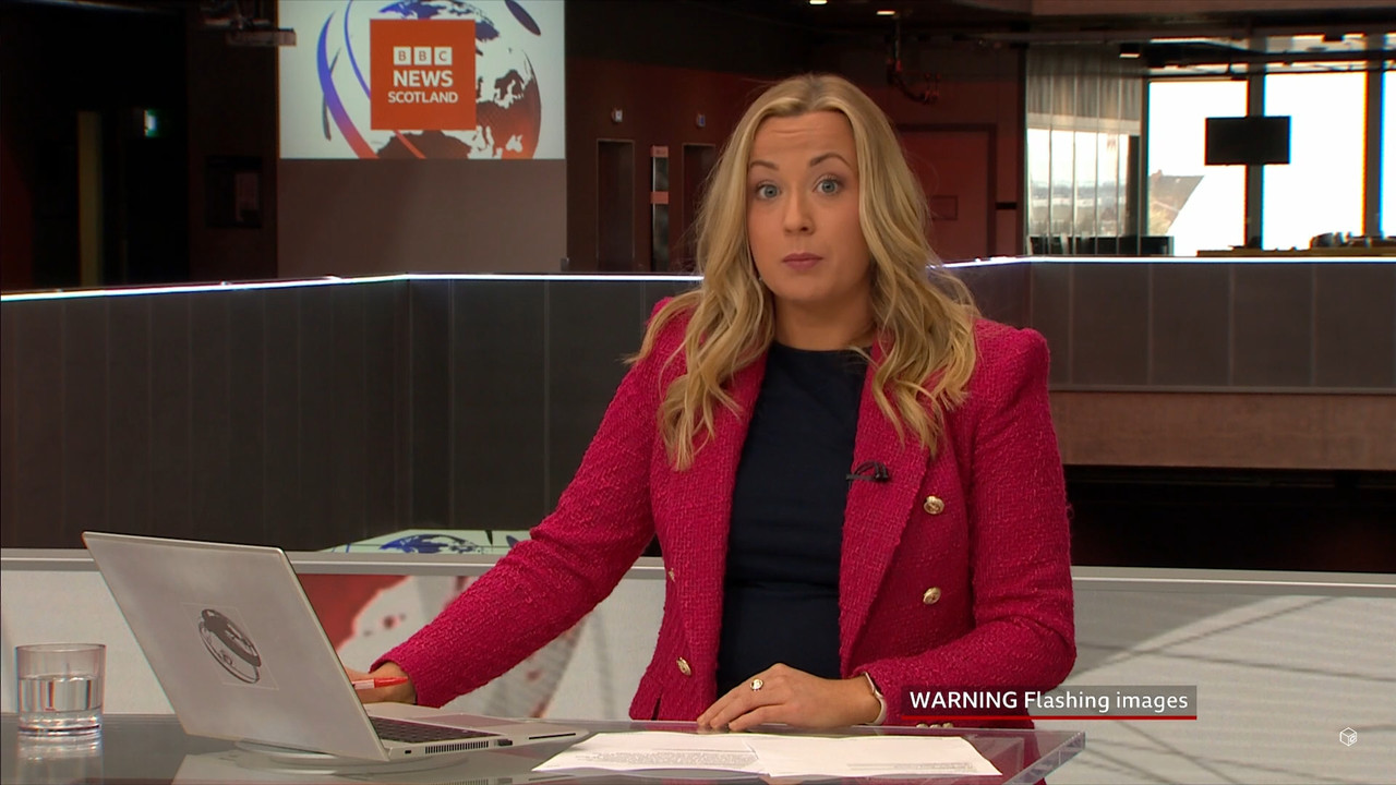 04.09 - 17.50.01 - BBC London News. The latest stories from the BBC L....ts_snapshot_07.36.462