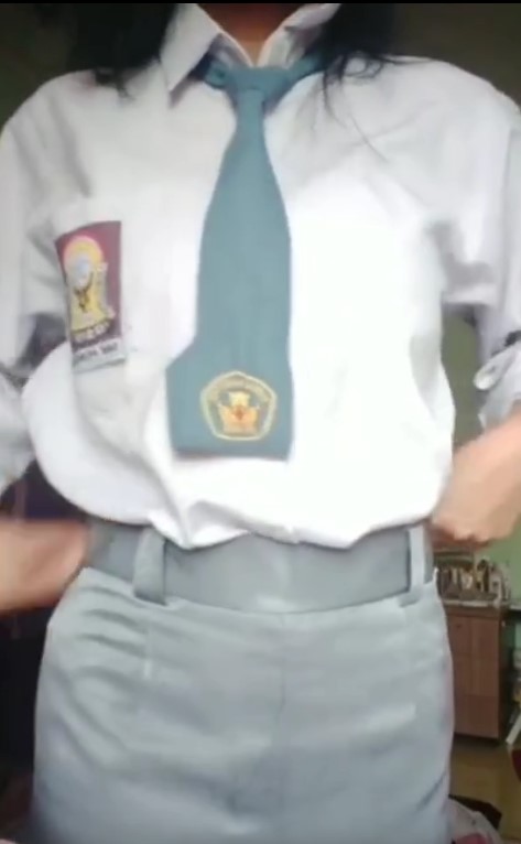 Skandal Anak SMA