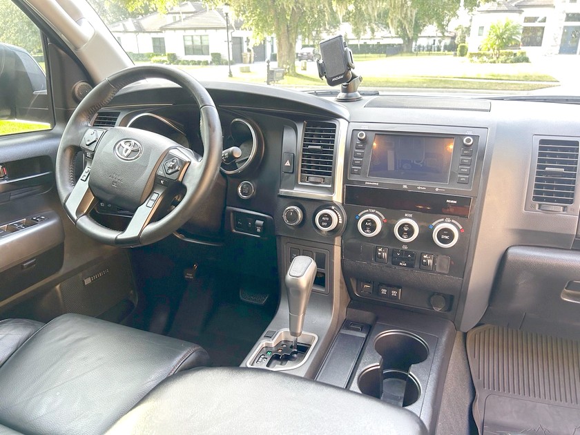 Vehicle thumbnail 11