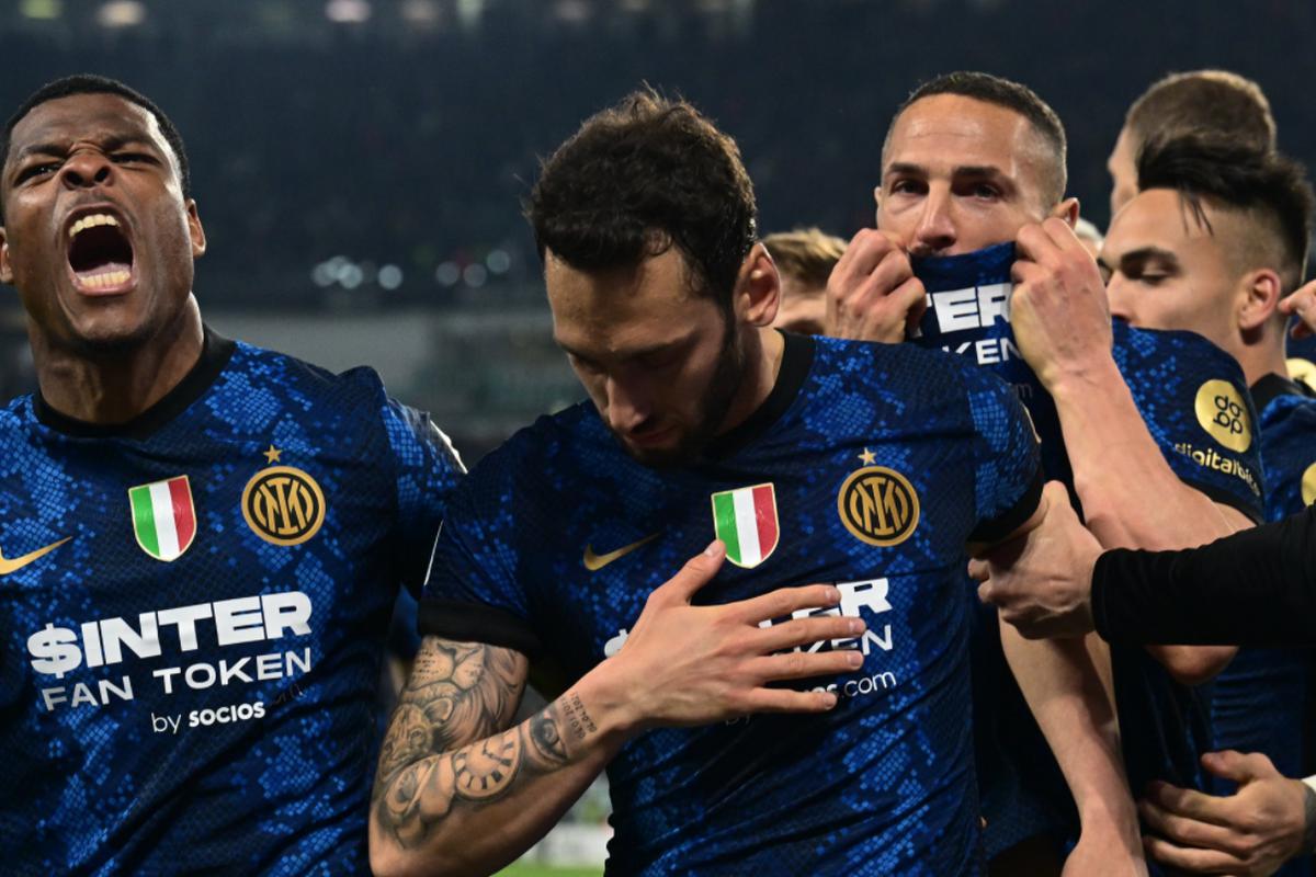 Juventus-Inter 0-1: decide il turco Calhanoglu su rigore (ripetuto), Inzaghi a -3 dalla vetta