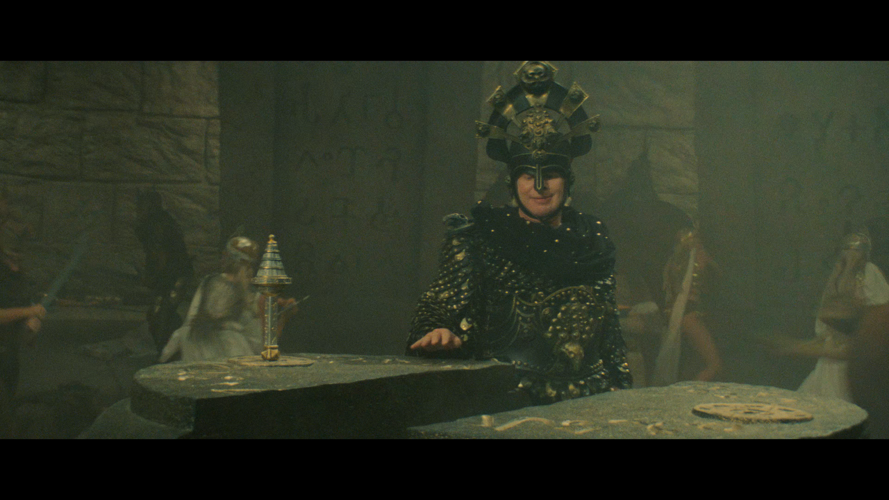 Red.Sonja.1985.BDRemux.UHD.2160p.HDR.DV7-Нечипорук.mkv_snapshot_00.09.07.146