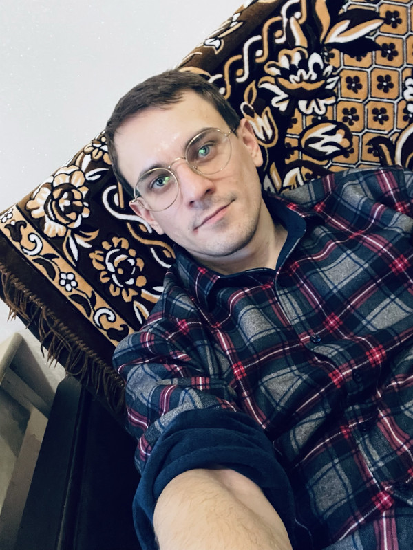 E4EBC798-B585-4E72-90D6-24B713A0A44F