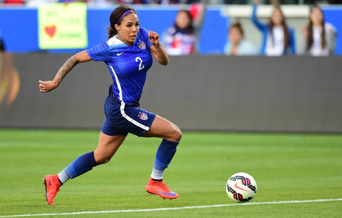 Sydney Leroux Playing