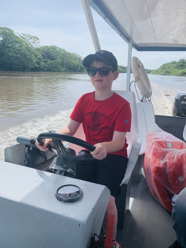 B2F81B8D-D512-4957-9BE7-47B281A3216D