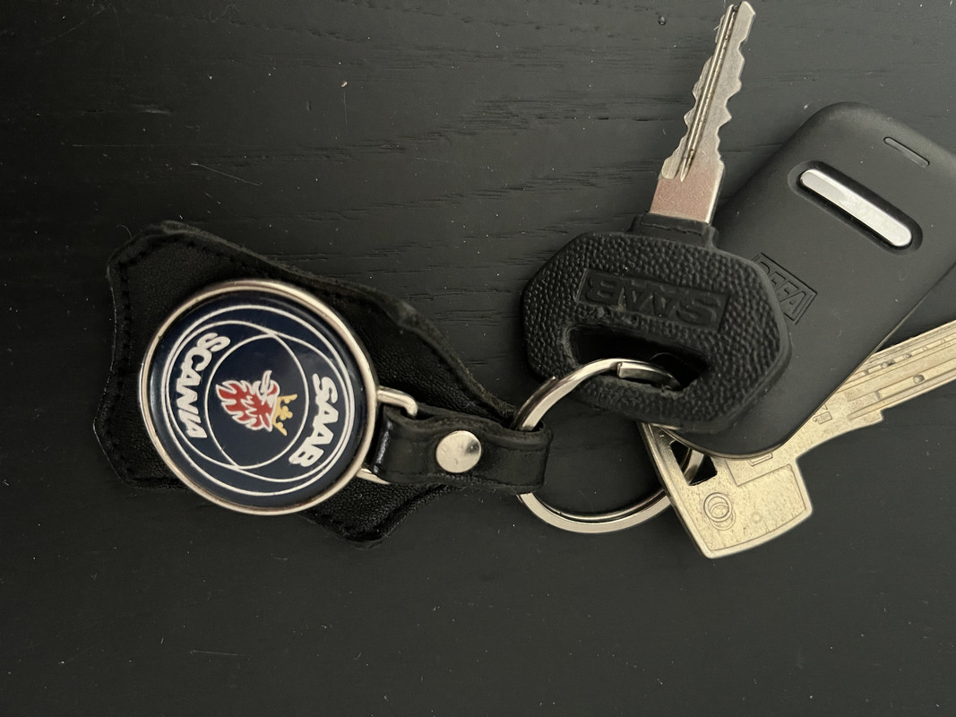 1C653E58-8EC6-4FB5-8CF9-57061B8927C9