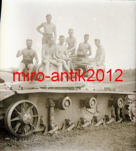 zerstörter Panzer III, Nahaufnahme, Russland