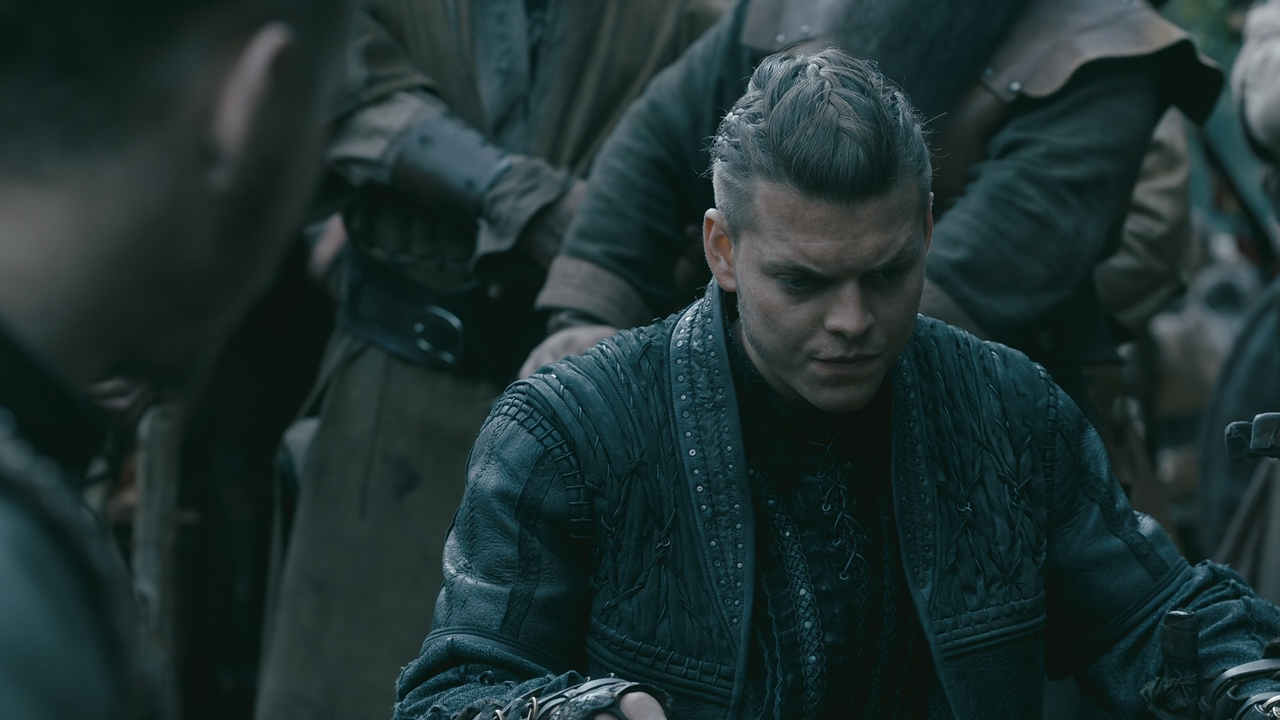 Vikings.S06E17.The.Raft.of.Medusa.1080p.10bit.AMZN.WEB-DL.AAC5.1.HEVC-Vyndros.mkv_snapshot_12.51_[20