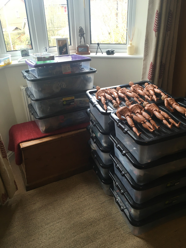 A Refit for Gunner HQ.. or the collection was out of control !! IMG-2178