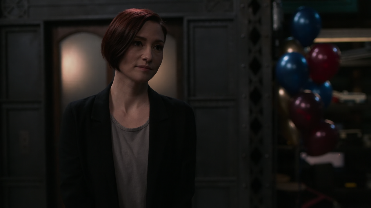 Supergirl.S06E08.Welcome.Back,.Kara.1080p.10bit.AMZN.WEB-DL.DDP5.1.HEVC-Vyndros.mkv_snapshot_04.40_[
