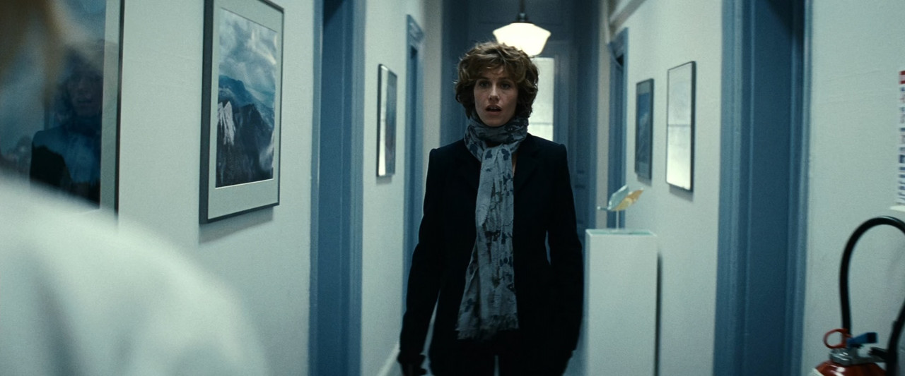 Hereafter 2010 (1080p x265 10bit Tigole).mkv_snapshot_01.16.06_[