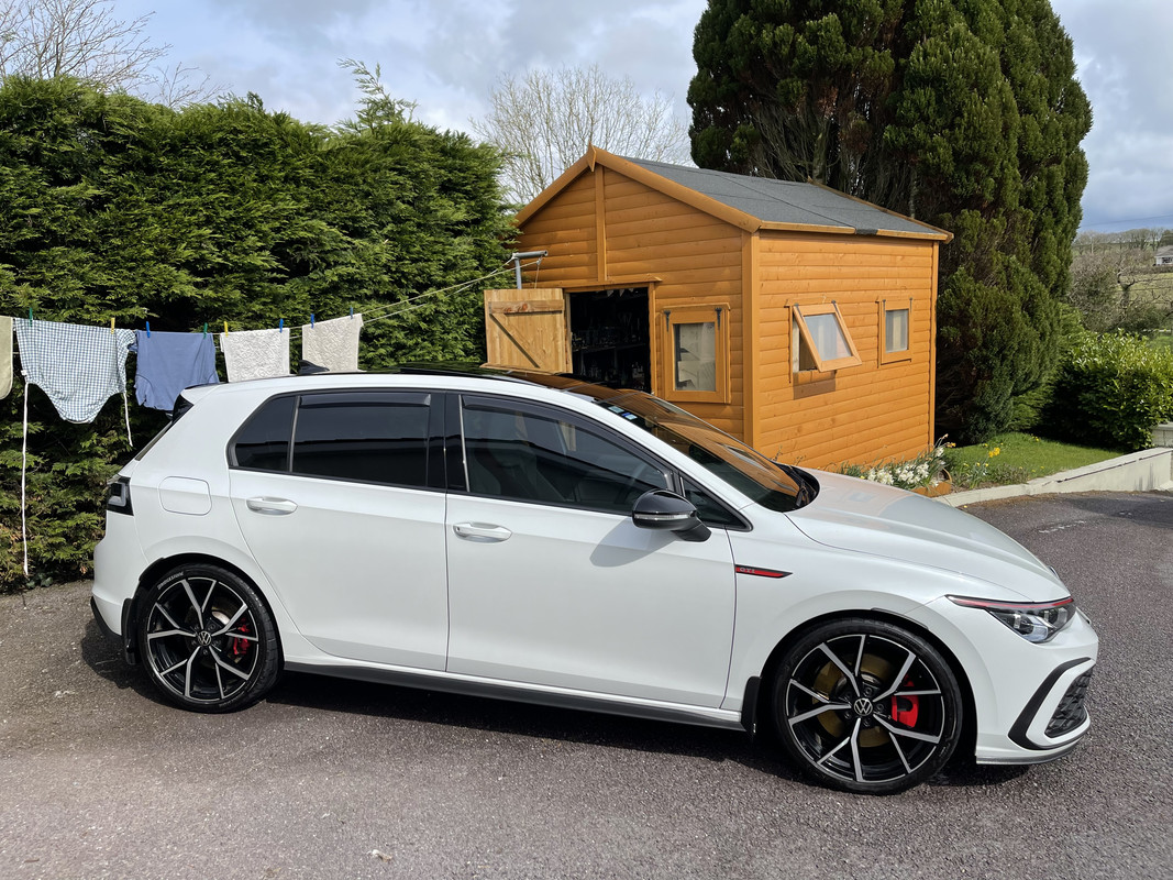 985A1647-D44A-4EAF-840C-B019ED63AC9E