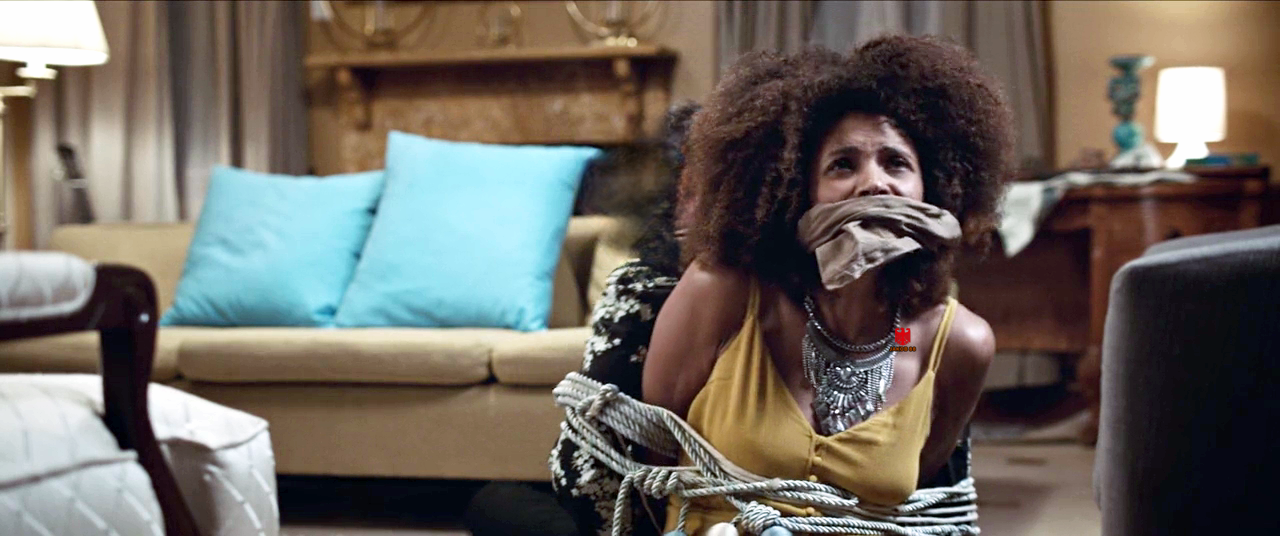 Stéfi Celma 6 Happy Times 2019