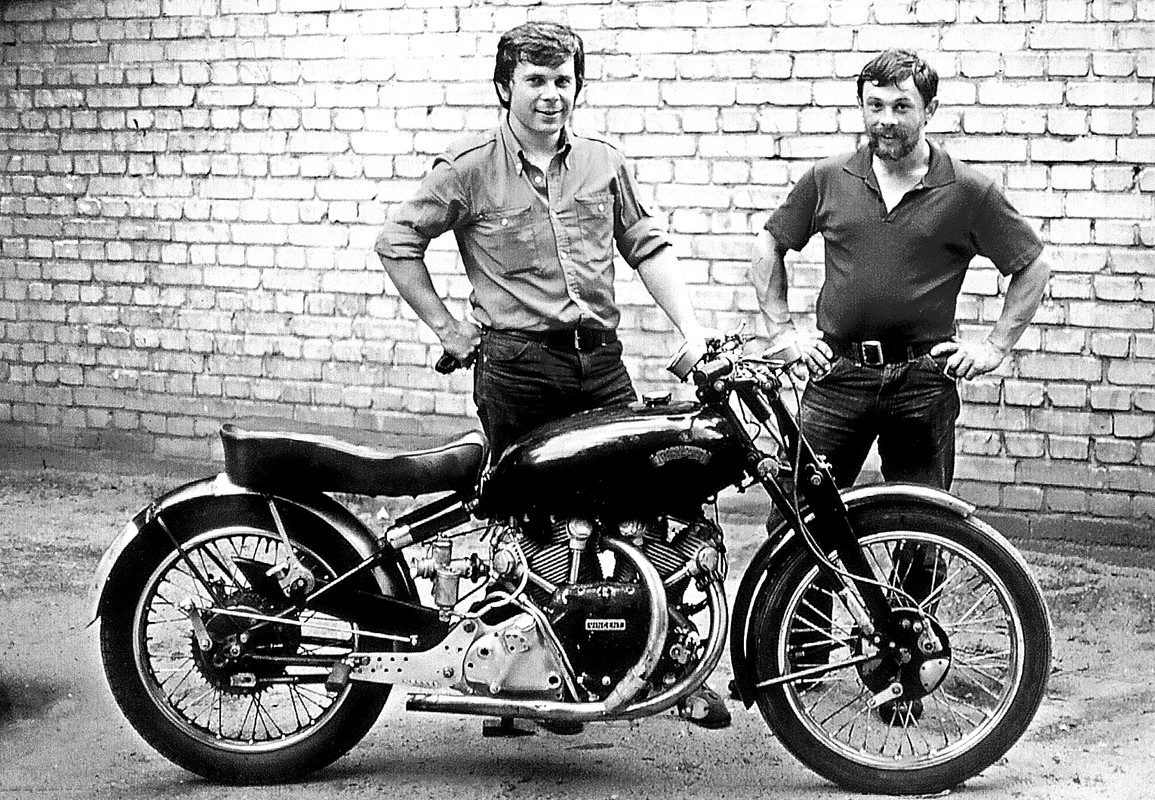 Black Lightning F10AB_1C_3230 with Polish brothers Woyciech and Andrzey Echilczuk in Warsaw 1972