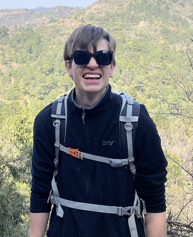 https://i.postimg.cc/XYRqpSTL/Suzhou-hiking-2.jpg