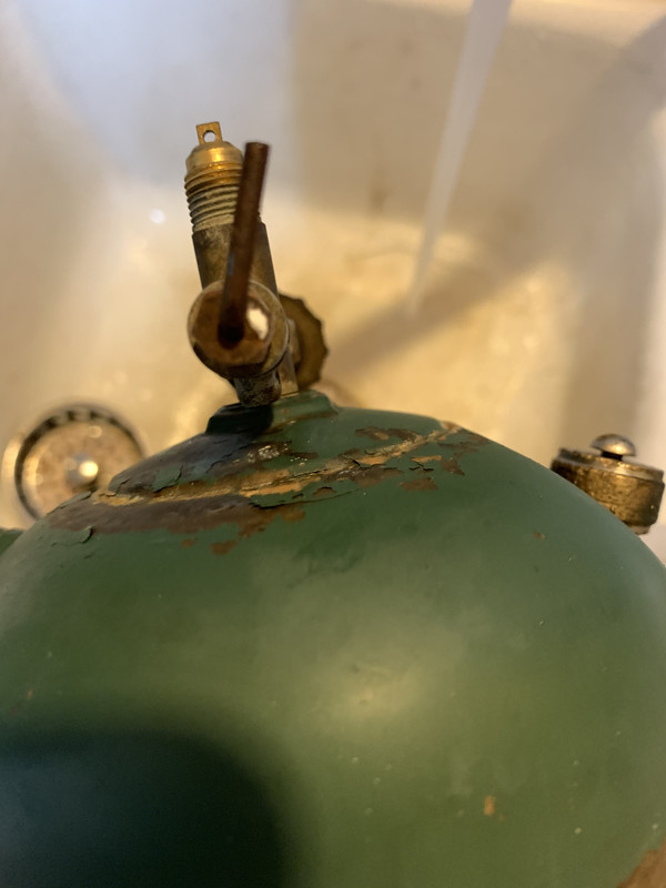 327D3926-CD50-44AE-B784-14714049A45D