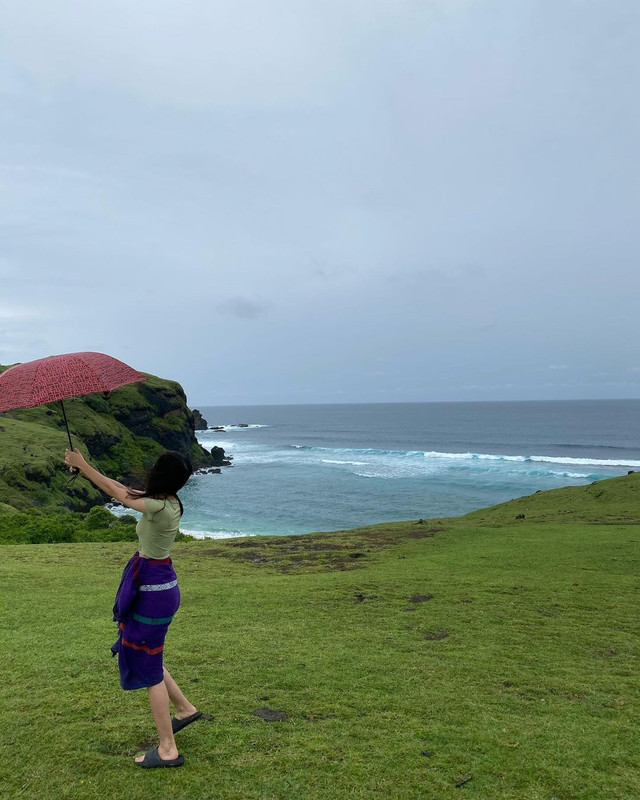 Portet cantik Keisya Levronka, pelantun lagu Tak Ingin Usai saat sedang traveling.