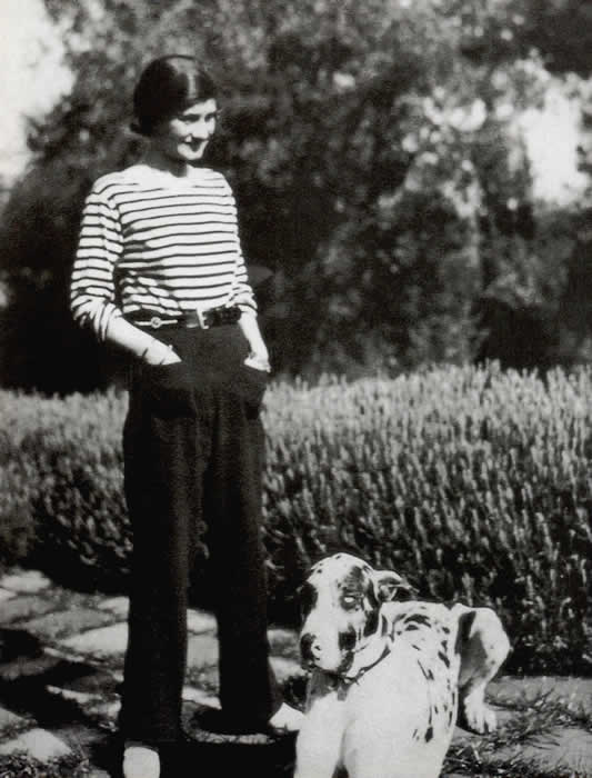 Coco Chanel, 140 anni fa la nascita di un mito Coco Chanel, 140 anni fa la nascita di un mito