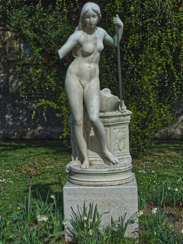 F2F1B1F3-269F-40F4-B63C-5D0EFB8152BA