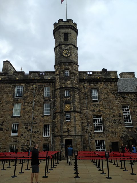 Edimburgo: Una ciudad “encantada” con mucho encanto - Blogs de Reino Unido - Día 2 El Castillo, Museos, misterios y bailes (4)